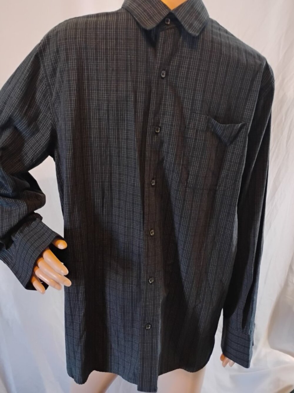 Axist | Black & White Small Square Print Dress Shirt | Medium | Like New - Picture 2 of 8